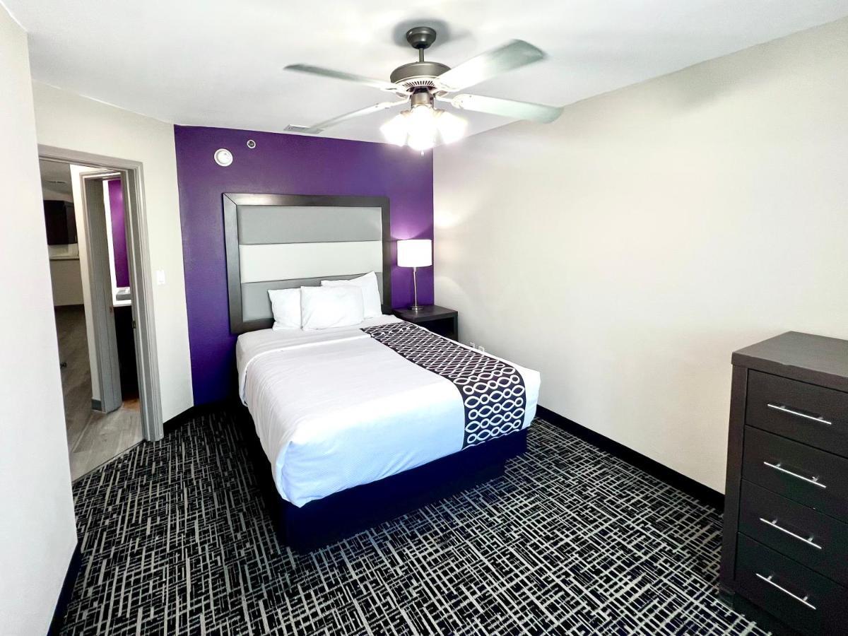 La Quinta By Wyndham Pharr North Mcallen Exterior photo
